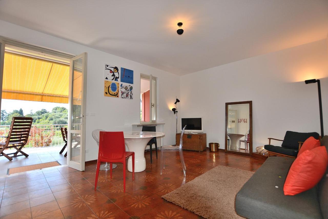 Apartment Joan Mirò with pool Bardolino Exterior foto