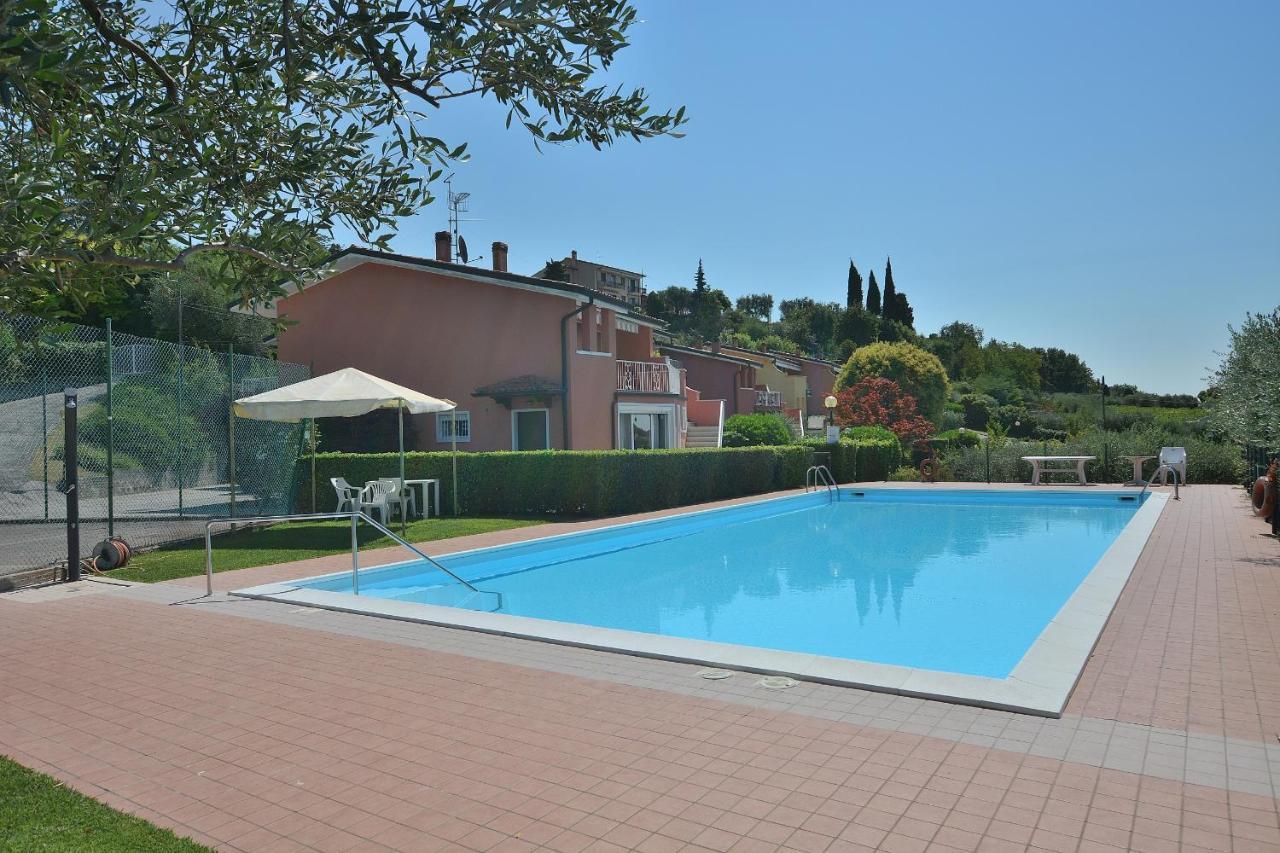 Apartment Joan Mirò with pool Bardolino Exterior foto