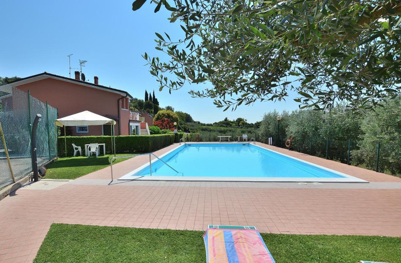 Apartment Joan Mirò with pool Bardolino Exterior foto