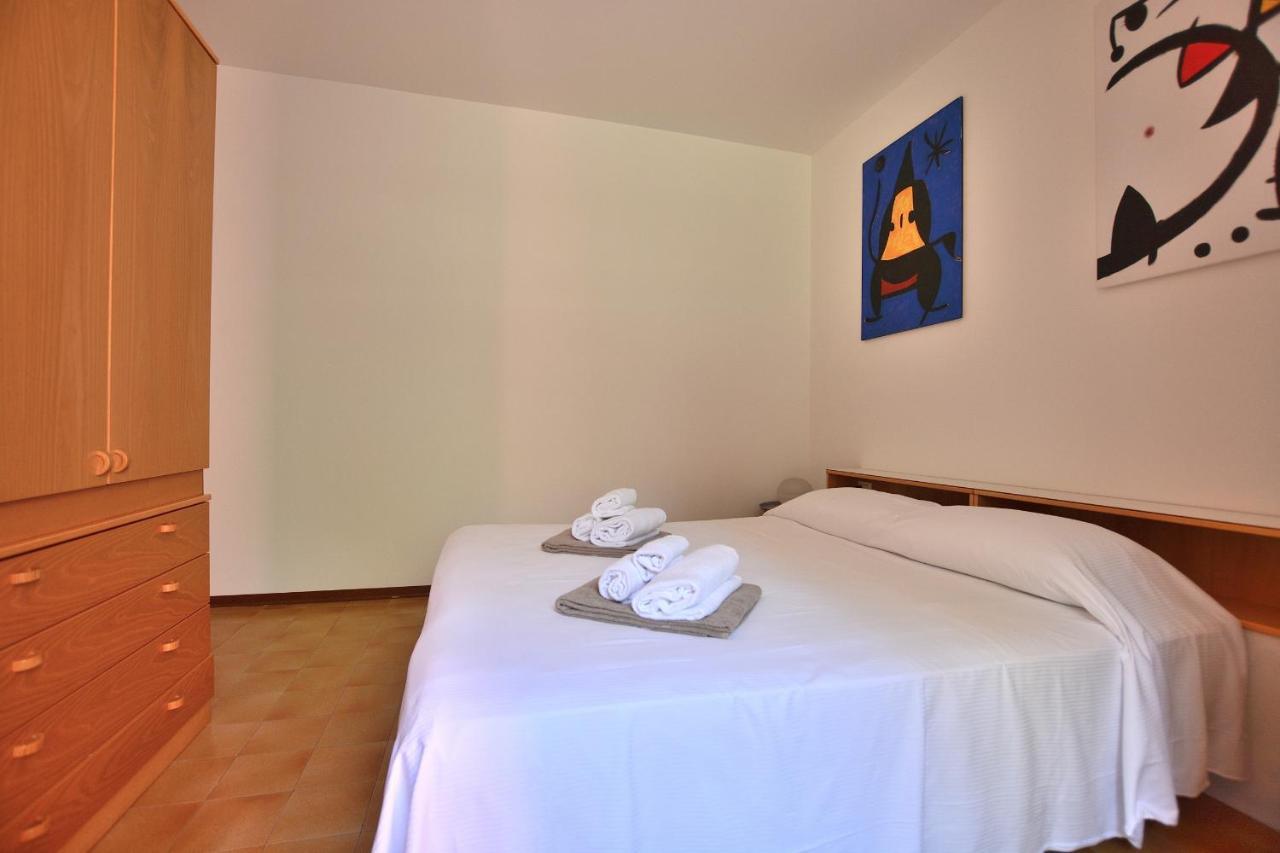 Apartment Joan Mirò with pool Bardolino Exterior foto